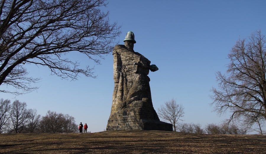 Mohyla Žižky u Sudoměře